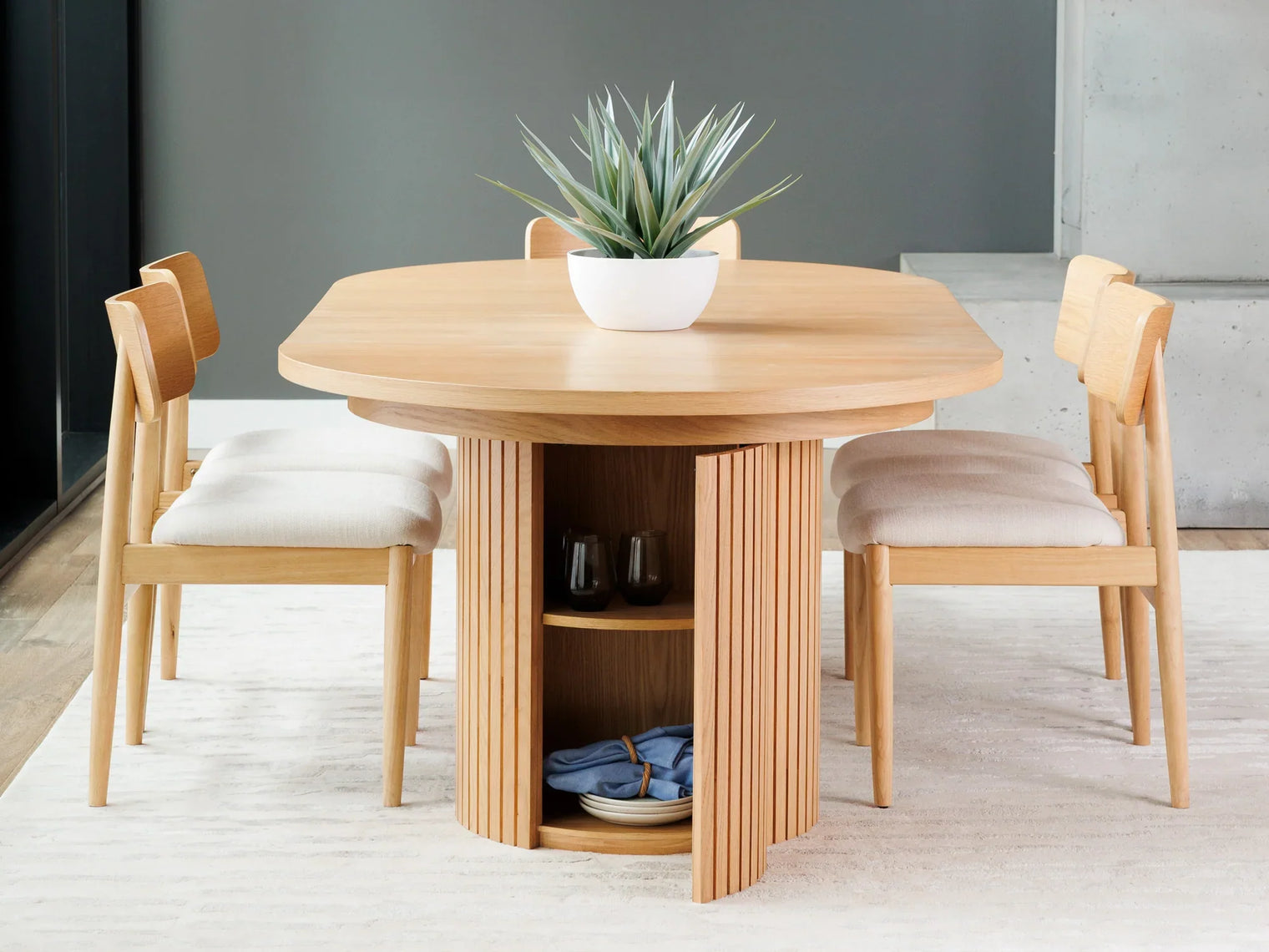 Transformer Round Dining Set - The Family | Table, 4x Transformer Round Chairs