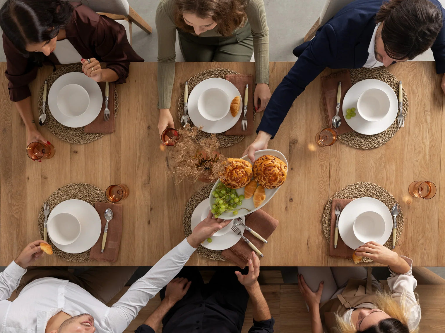 Transformer Dining Set - The Host | Table, 4x Chairs & Bench