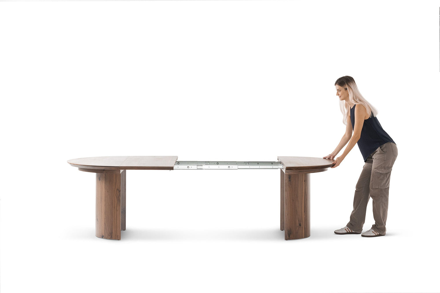 Transformer Table Laguna Nova Round Dining Table